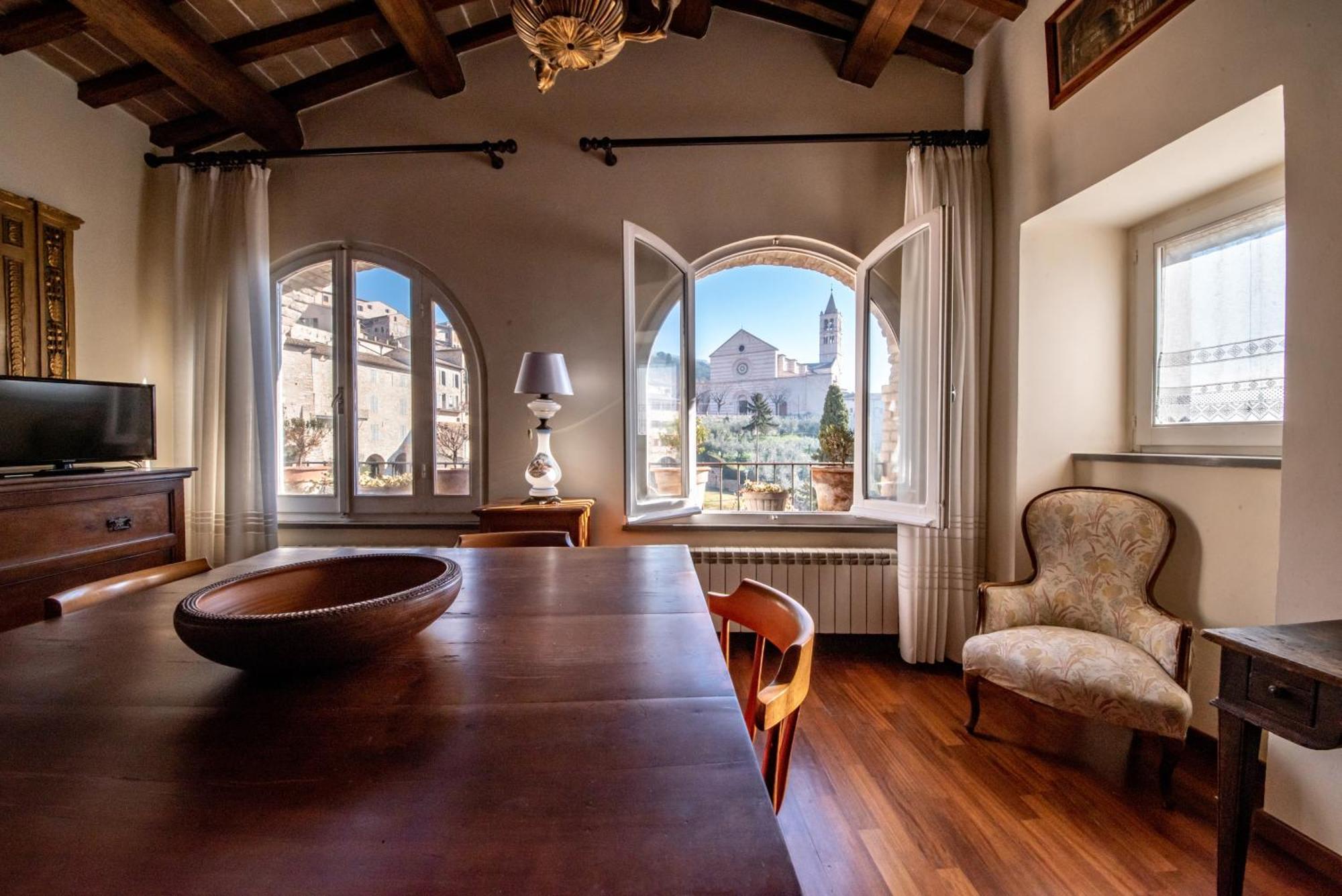 Casa Spagnoli Ассізі Екстер'єр фото